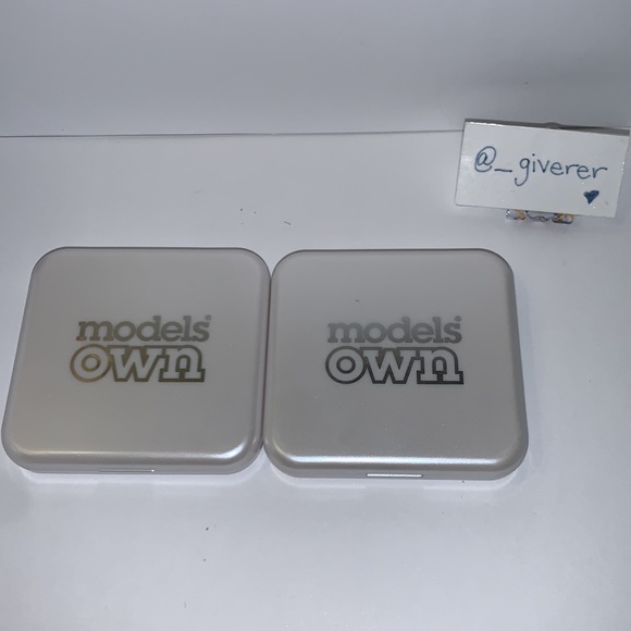 Model’s Own 01 Golden Sand / 02 Peach Pearl Sculpt & Glow Highlighter Powders - Picture 6 of 10